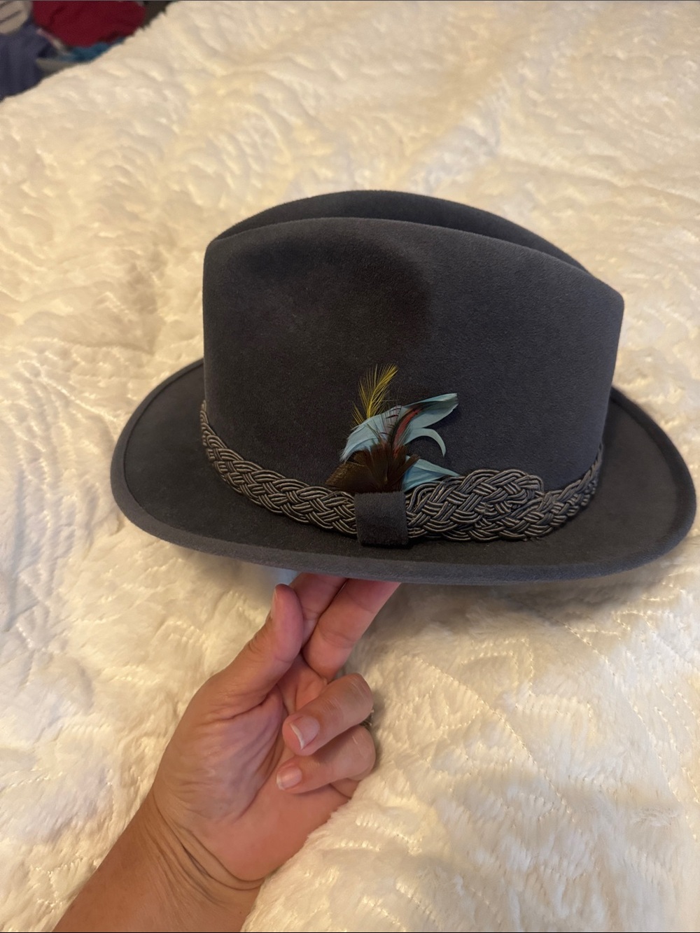 Harry Levinson  Gray Genuine Velour made of Imported furs. Satin lining Fedora